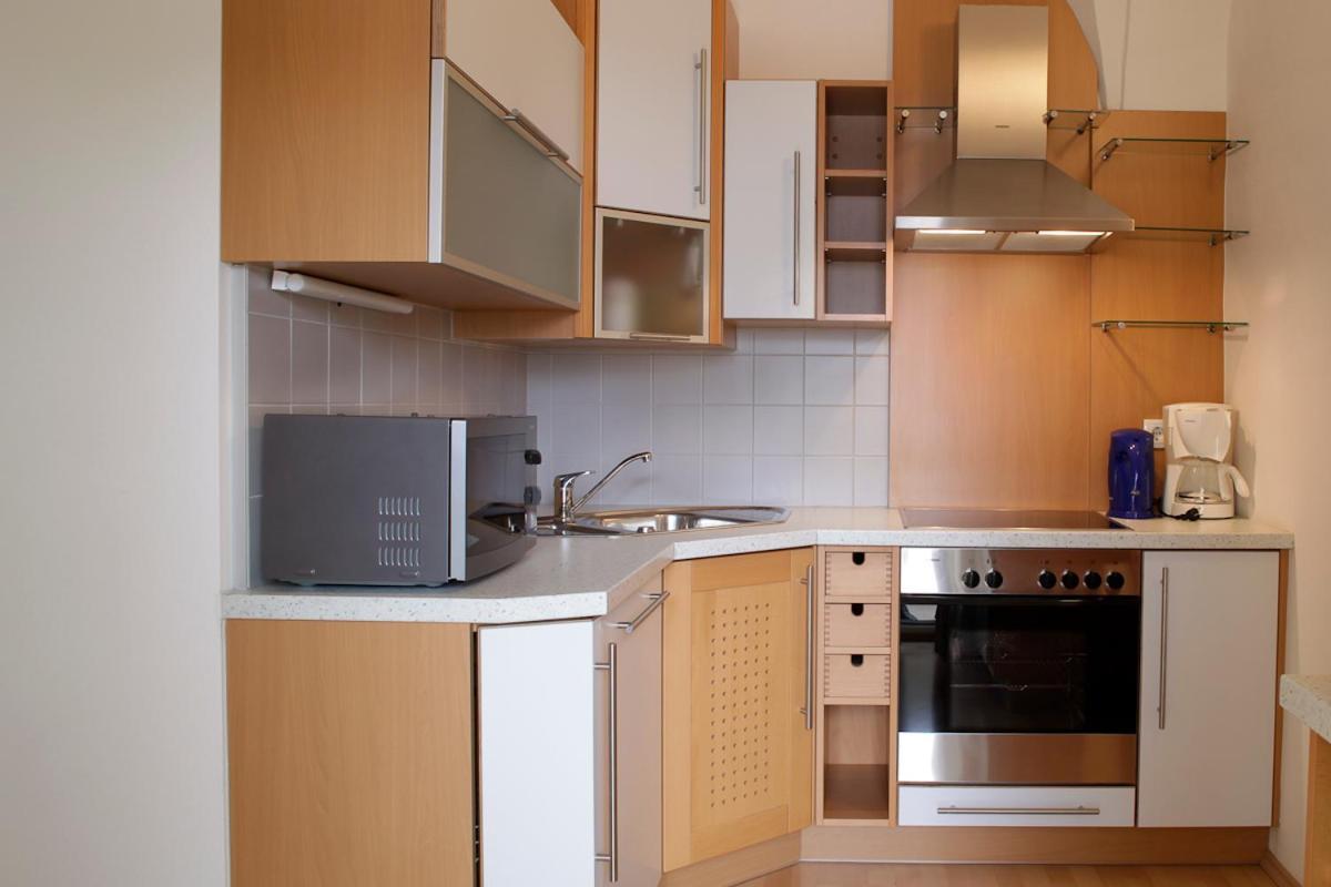 Raiffeisenhof Appartements Эренхаузен Экстерьер фото